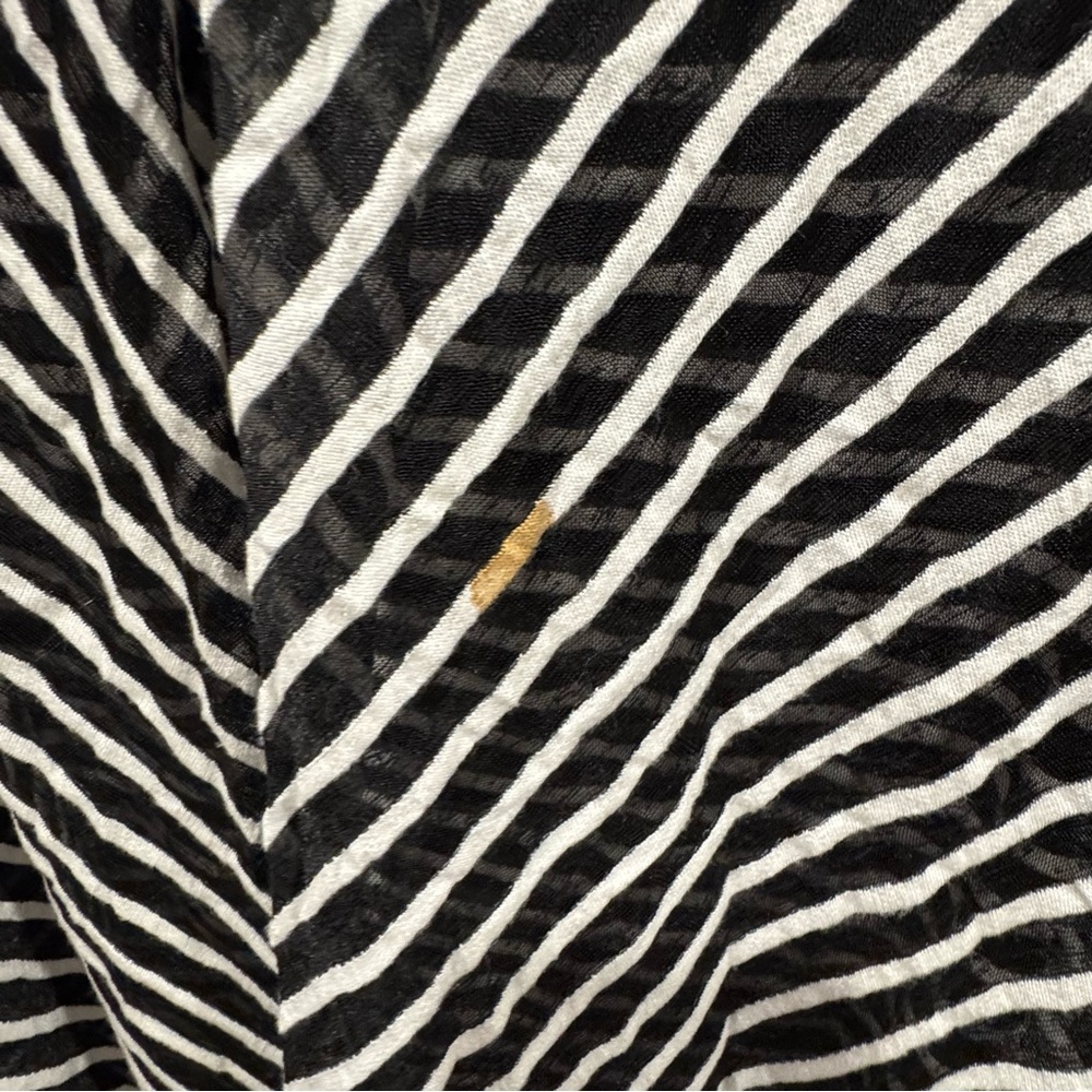 Title: Studio JPR Black & White Striped Sleeveless Tank Top – Size L - Picture 2 of 5